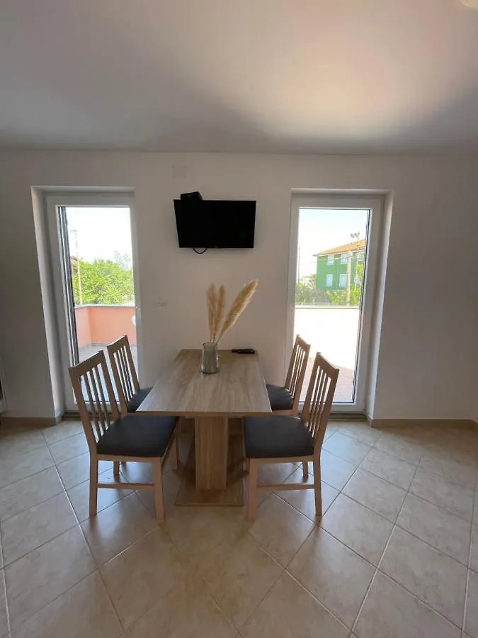 Sonce Apartment Nerezine
